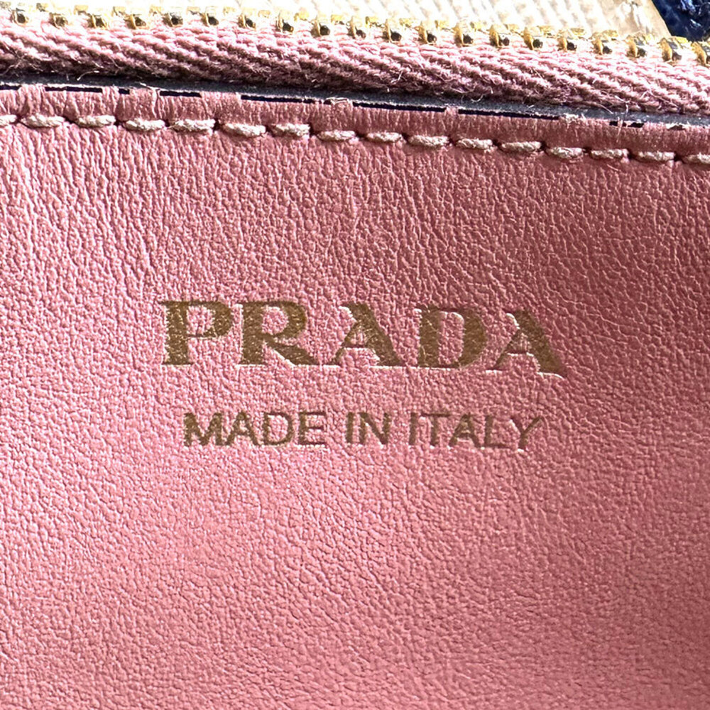 PRADA Bag - Picture 14 of 14